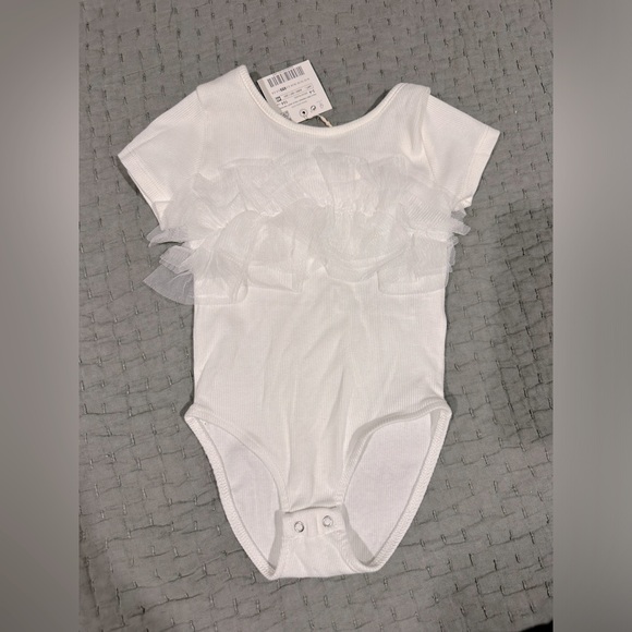 White Zara onesie - Picture 1 of 3